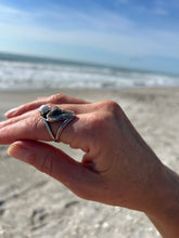 Load image into Gallery viewer, MERMAID RING