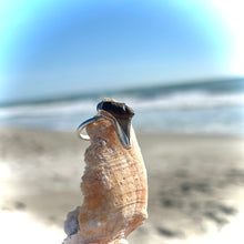 Load image into Gallery viewer, SHARK TOOTH RING