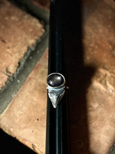 Load image into Gallery viewer, SAPPHIRE SIREN RING