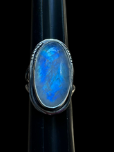 Load image into Gallery viewer, RAINBOW MOONSTONE RING