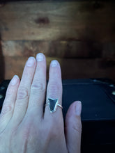 Load image into Gallery viewer, SHARK TOOTH RING