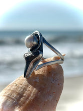 Load image into Gallery viewer, MERMAID RING