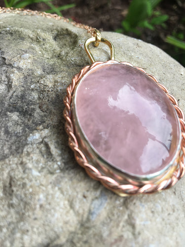 ROSE QUARTZ PENDANT