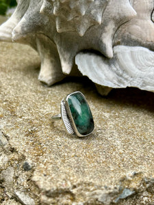 EMERALD RING