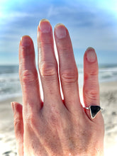 Load image into Gallery viewer, SHARK TOOTH RING