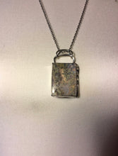 Load image into Gallery viewer, MOSS AGATE PENDANT