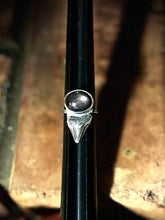 Load image into Gallery viewer, SAPPHIRE SIREN RING