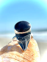 Load image into Gallery viewer, STAR SAPPHIRE RING