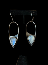 Load image into Gallery viewer, RAINBOW MOONSTONE EARRINGS
