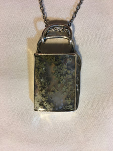 MOSS AGATE PENDANT