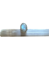 Load image into Gallery viewer, MOONSTONE RING