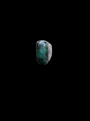 EMERALD RING