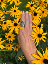Load image into Gallery viewer, EMERALD RING