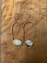 Load image into Gallery viewer, RAINBOW MOONSTONE PAIR