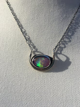 Load image into Gallery viewer, AURORA OPAL &amp; QUARTZ NECKLACE