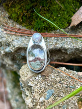 Load image into Gallery viewer, SHAMANIC DREAM QUARTZ RING