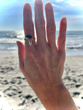 Load image into Gallery viewer, SHARK TOOTH RING