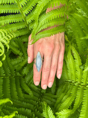 BLUE KYANITE RING