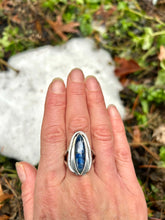 Load image into Gallery viewer, BLUE KYANITE RING