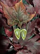 Load image into Gallery viewer, CORALLIUM EARRING PAIR