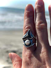 Load image into Gallery viewer, MERMAID RING