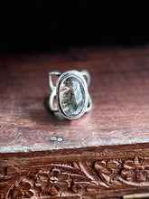 Load image into Gallery viewer, SHAMANIC DREAM QUARTZ RING
