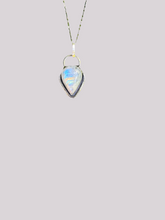 Load image into Gallery viewer, RAINBOW MOONSTONE PENDANT
