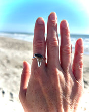 Load image into Gallery viewer, SHARK TOOTH RING