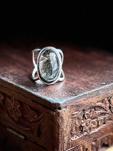 Load image into Gallery viewer, SHAMANIC DREAM QUARTZ RING