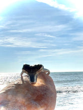 Load image into Gallery viewer, SHARK TOOTH RING