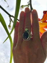 Load image into Gallery viewer, PEARL + STAR GARNET RING